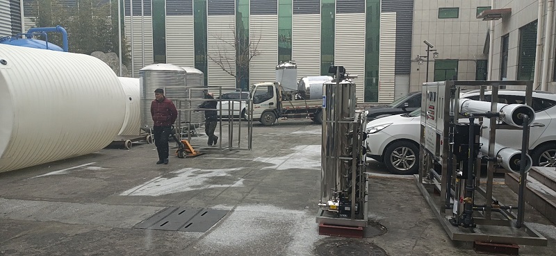 【川一股份】水处理设备排队发货