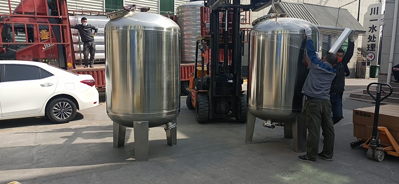 【川一股份】10T/H单级反渗透设备发往临沂兰陵