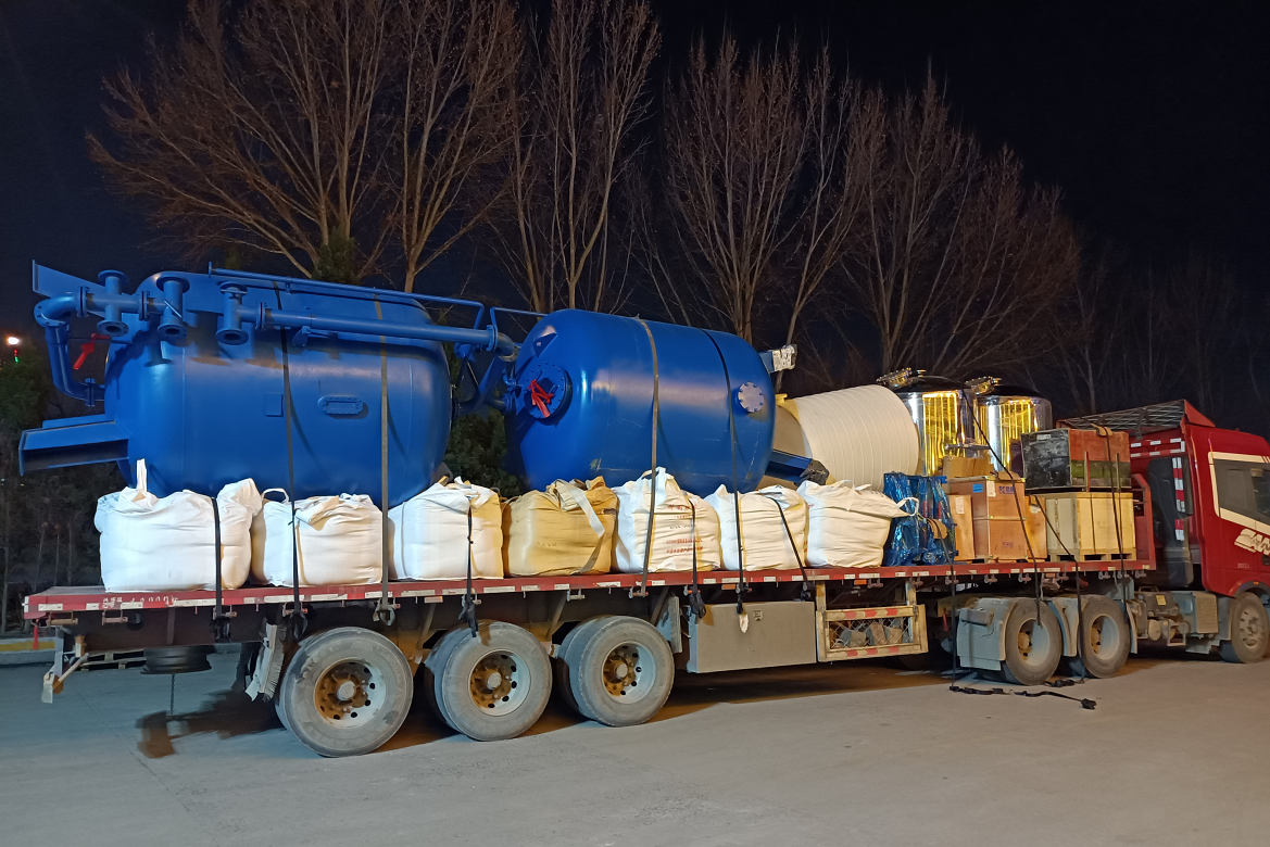 【川一股份】60T单级反渗透设备+软化设备装车发往济宁市曲阜市
