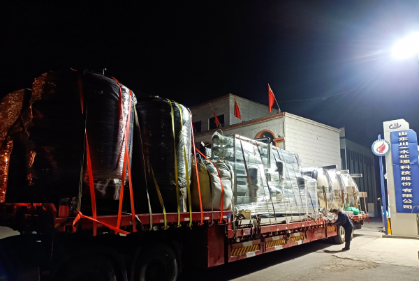 【川一股份】20T双级反渗透+EDI设备装车发往上海